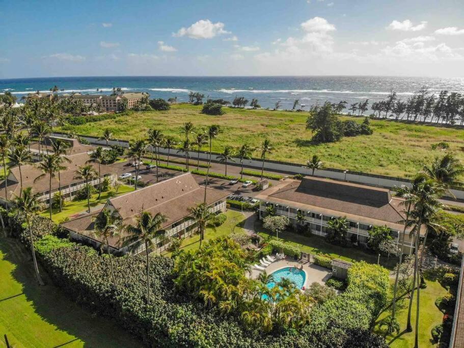 Ideal Coconut Coast Apartment